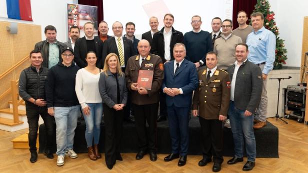 Präsentation des Buches im Gemeinde- und Festsaal Lanzenkirchen
