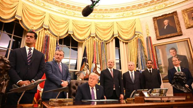 Donald Trump im Oval Office