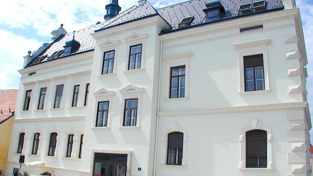 Das Rathaus in Gleisdorf wurde  saniert und mit Stuck vervollständigt.