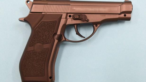 Die Tatwaffe wurde von den Ermittlern sichergestellt. 