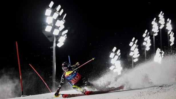 TOPSHOT-SKI-ALPINE-WORLD-FRA-WOMEN-SLALOM