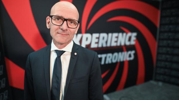 Ceconomy CEO Deissner in Duesseldorf