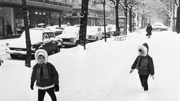 Schneefall im Winter in den 1960ern in Wien