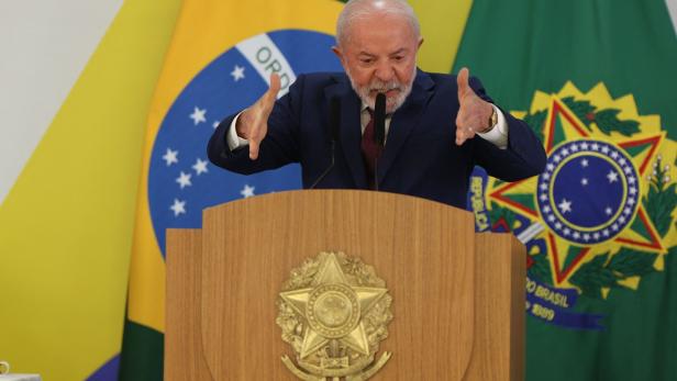 BRAZIL-POLITICS-BRIEFING