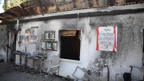 das Haus der Familie Siman Tov in Nir Oz nach dem Überfall am 7. Oktober