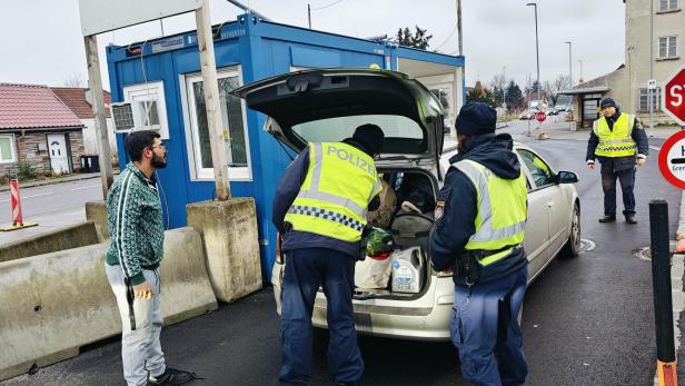 Grenzkontrolle Kleinhaugsdorf