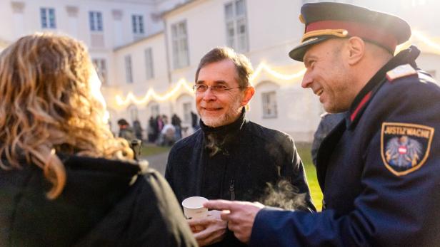 Erzbischof Josef Grünwidl besuchte die Justizanstalt Schwarzau.