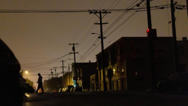 Major power outage hits San Francisco