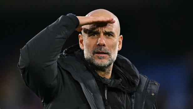 Pep Guardiola bleibt streng
