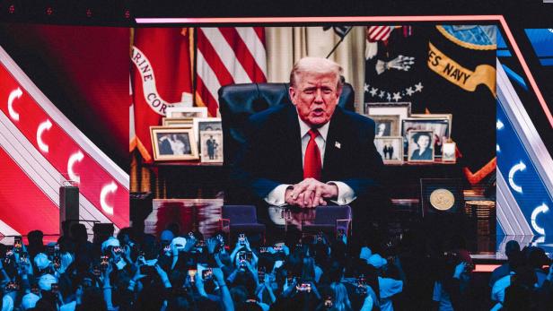 US-POLITICS-TURNING POINT-KIRK