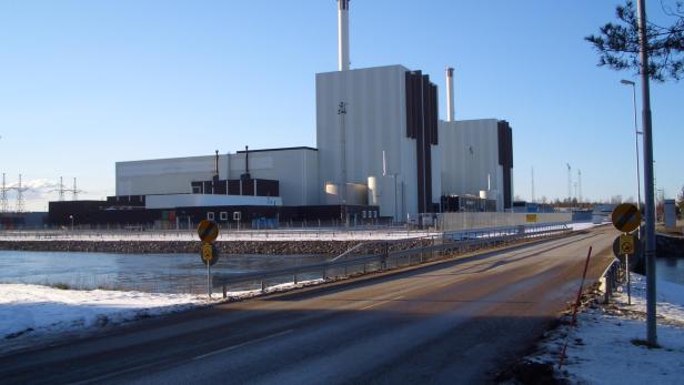 Bild vom schwedischen Kraftwerk Forsmark. Zu sehen sind Block 1 und 2.