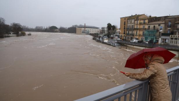 Southern France faces flood warning following heavy rain