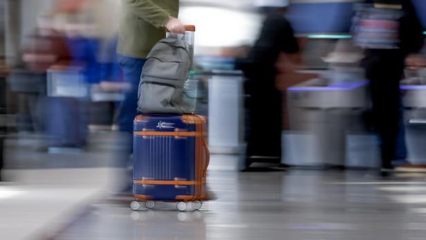 Schwere Winterstürme: Über 1.000 Flüge nach Weihnachten gestrichen