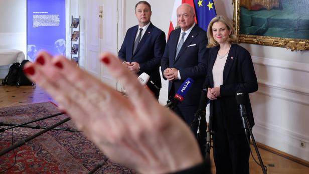 Chancellor Stocker, Vice-Chancellor Babler and Foreign Minister Meinl-Reisinger address the media before a government meeting in Vienna