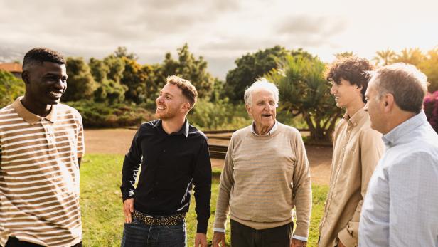 Symbolbild Männergruppe