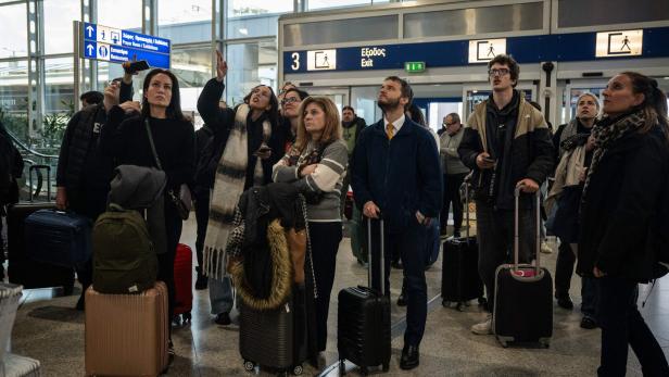 GREECE-TRANSPORT-AVIATION-AIRPORTS