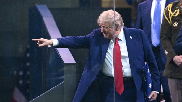 TOPSHOT-US-MILITARY-ARMY-ANNIVERSARY-PARADE