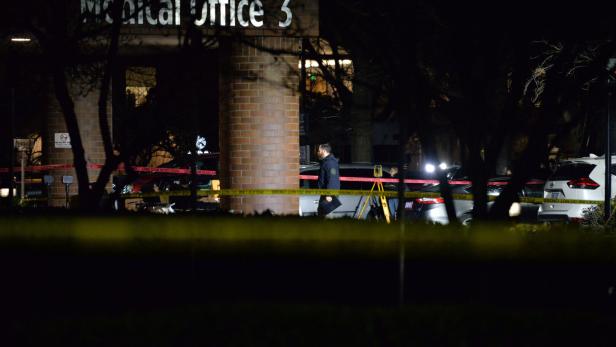 Two individuals shot and wounded by federal agents in Portland