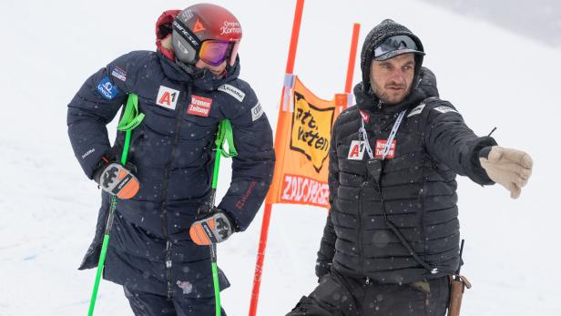 SKI ALPIN WELTCUP ZAUCHENSEE: 1. TRAINING ABFAHRT FRAUEN: HUETTER (AUT)/MITTER