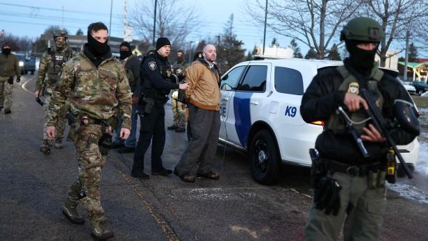 US-IMMIGRATION-ICE-SHOOTING