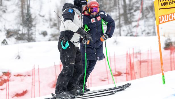 SKI ALPIN WELTCUP ZAUCHENSEE: 1. TRAINING ABFAHRT FRAUEN: PLÖCHL/HUETTER (AUT)