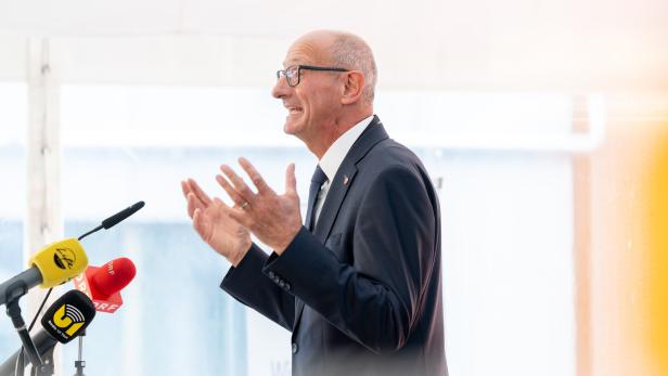 NOVARTIS ERÖFFNETE IN TIROL ZWEITE ANTIKÖRPER-PRODUKTIONSANLAGE