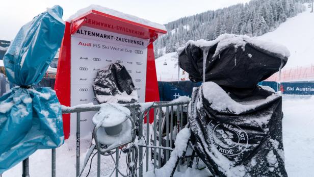 "Unmöglich": Super-G-Absage wegen 40 Zentimeter Neuschnee