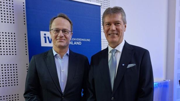 IV-Präsident Christian Strasser, Markus Hengstschläger (v.re.)