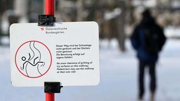 ++ THEMENBILD ++ KÄLTE / WINTER / WETTER / TEMPERATUREN / FROST / EIS / SCHNEE