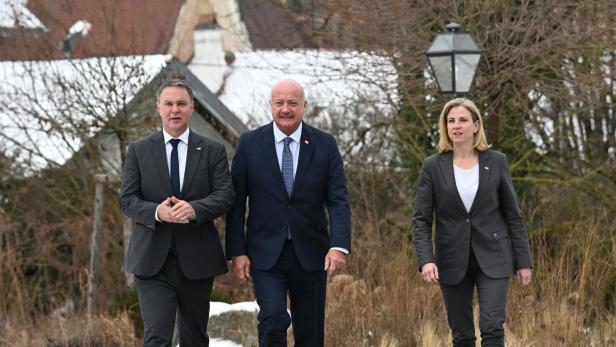 KLAUSUR DER REGIERUNGSSPITZE IN MAUERBACH: BABLER / STOCKER / MEINL-REISINGER