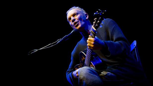 Sting announces new version of musical in Carre