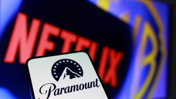 Nächste Runde in der Milliardenschlacht: Netflix will nun für Warner alles in bar zahlen