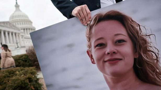 FILE PHOTO: House Democrats hold a press conference about their response to the fatal shooting of Renee Good, at the U.S. Capitol in Washington