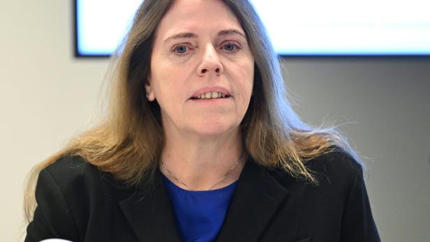 PK STATISTIK AUSTRIA "STAATSSCHULDEN, DEFIZIT UND WIRTSCHAFTSLEISTUNG IM 1. HALBJAHR 2025": LENK