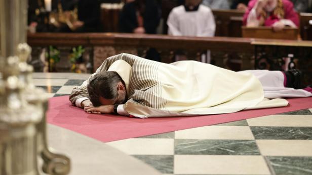 ++ HANDOUT ++ BISCHOFSWEIHE UND AMTSEINFÜHRUNG VON JOSEF GRÜNWIDL