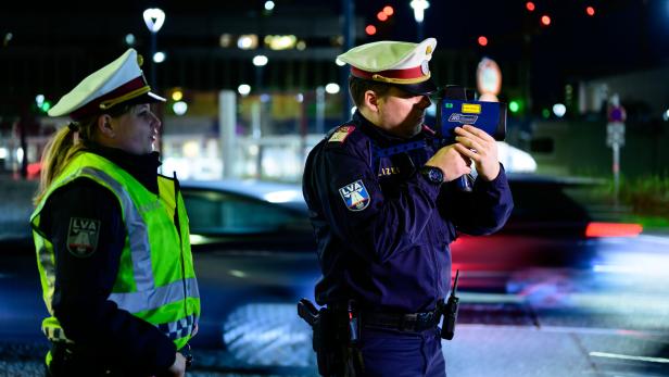 LANDESPOLIZEIDIREKTION WIEN SCHWERPUNKTAKTION "ROADRUNNER"