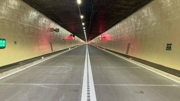 ++ HANDOUT/THEMENBILD ++ ARLBERGTUNNEL