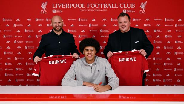 Liverpool: Vertragsunterschrift mit I. Ndukwe