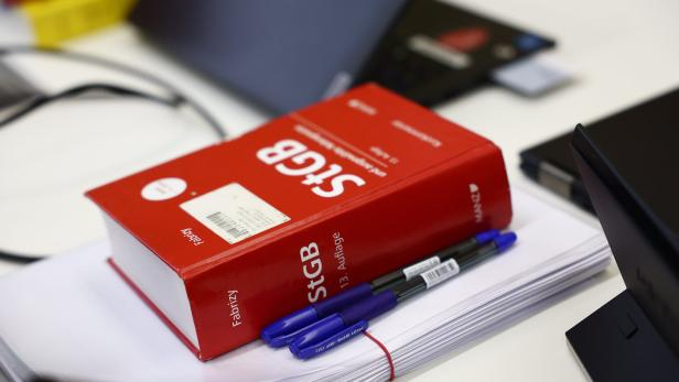 ++ THEMENBILD ++ GERICHT / PROZESS / VERHANDLUNG