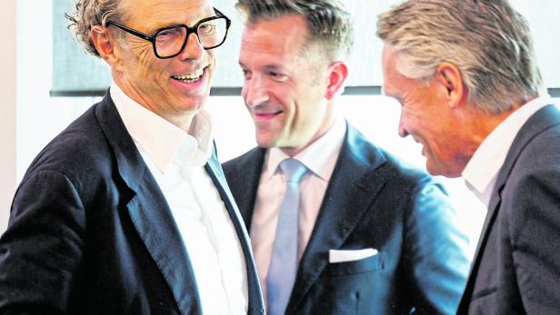 Die ORF-Stiftungsräte LEDERER, SCHÜTZE und WESTENTHALER reden miteinander