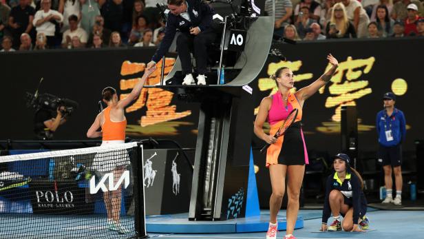 Kein Handshake: Switolina und Siegerin Sabalenka