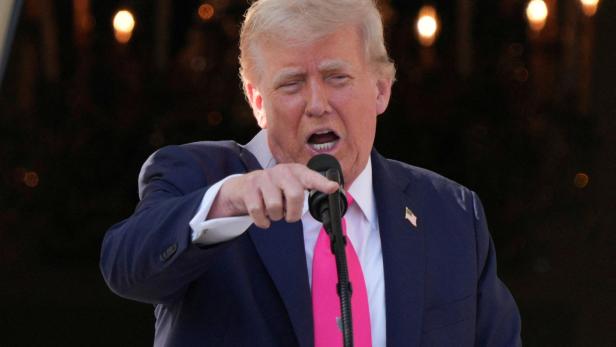 Trump nennt von ICE erschossenen Alex Pretti einen "Unruhestifter"