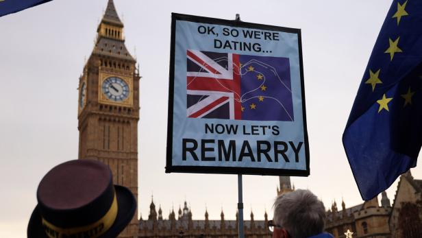 UK set to rejoin Erasmus student exchange programme