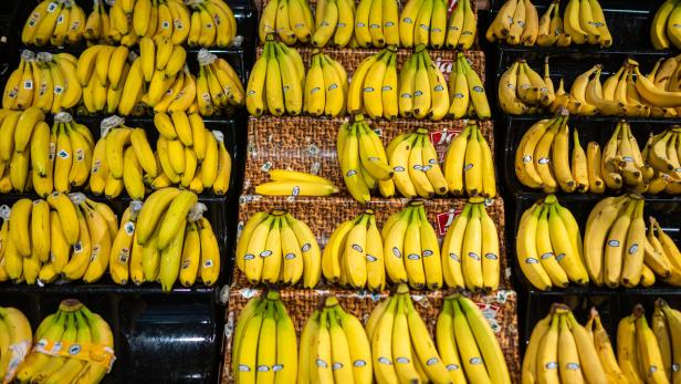 ++ THEMENBILD ++ LEBENSMITTEL / SUPERMARKT / HANDEL / WARENKORB /TEUERUNG / INFLATION