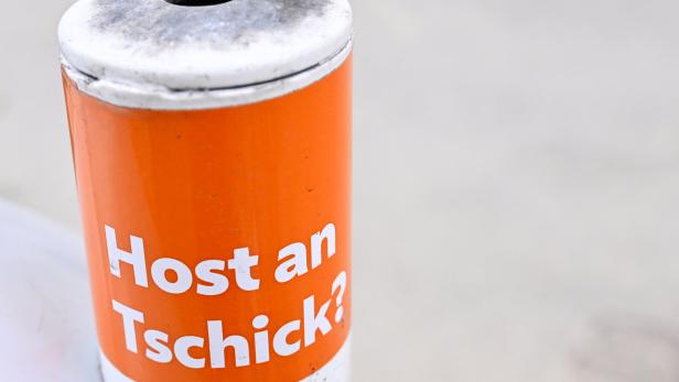 ++ THEMENBILD ++ RAUCHEN / ZIGARETTE / TABAK / TABAKINDUSTRIE / NIKOTIN / ABHÄNGIGKEIT / GESUNDHEIT