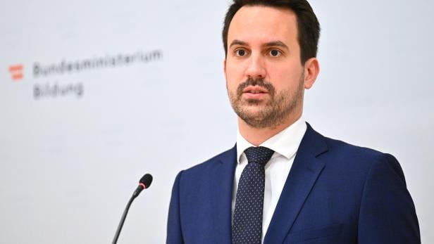 PK BILDUNGSMINISTERIUM "DETAILS ZUM CHANCENBONUS FÜR 400 SCHULEN IN ÖSTERREICH": WIEDERKEHR