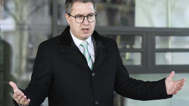 COMMERZIALBANK MATTERSBURG U-AUSSCHUSS-SITZUNG: ULRAM