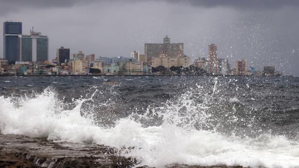 Severe weather conditions impact Havana and western Cuba