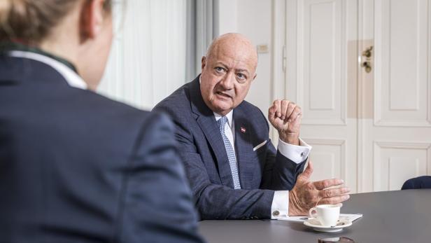 Christian Stocker im KURIER-Interview mit Johanna Hager