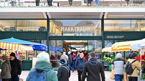 ERÖFFNUNG DES NEUEN MARKTRAUMS AM NASCHMARKT